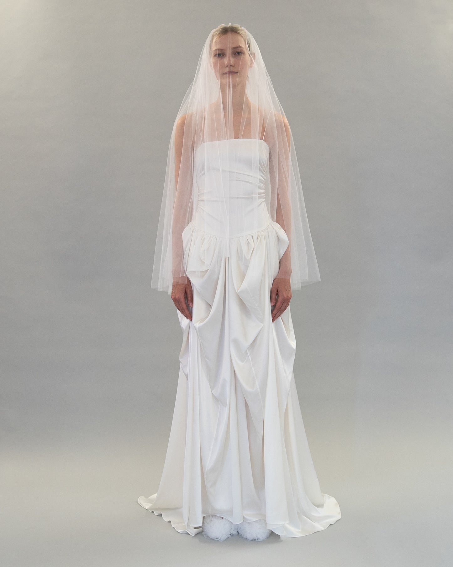 TWO TIER CLASSIC VEIL