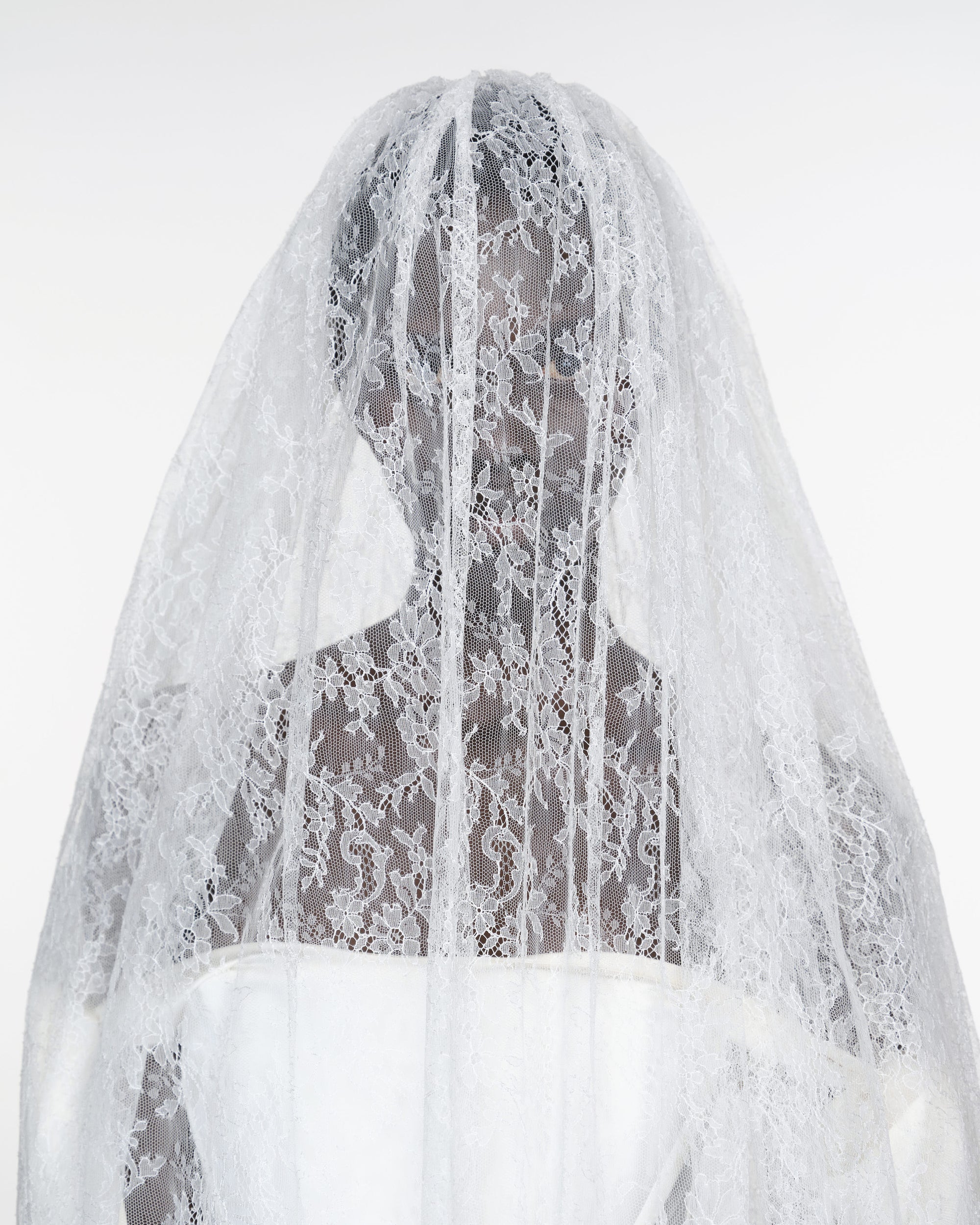HOLLAND TWO TIER VEIL