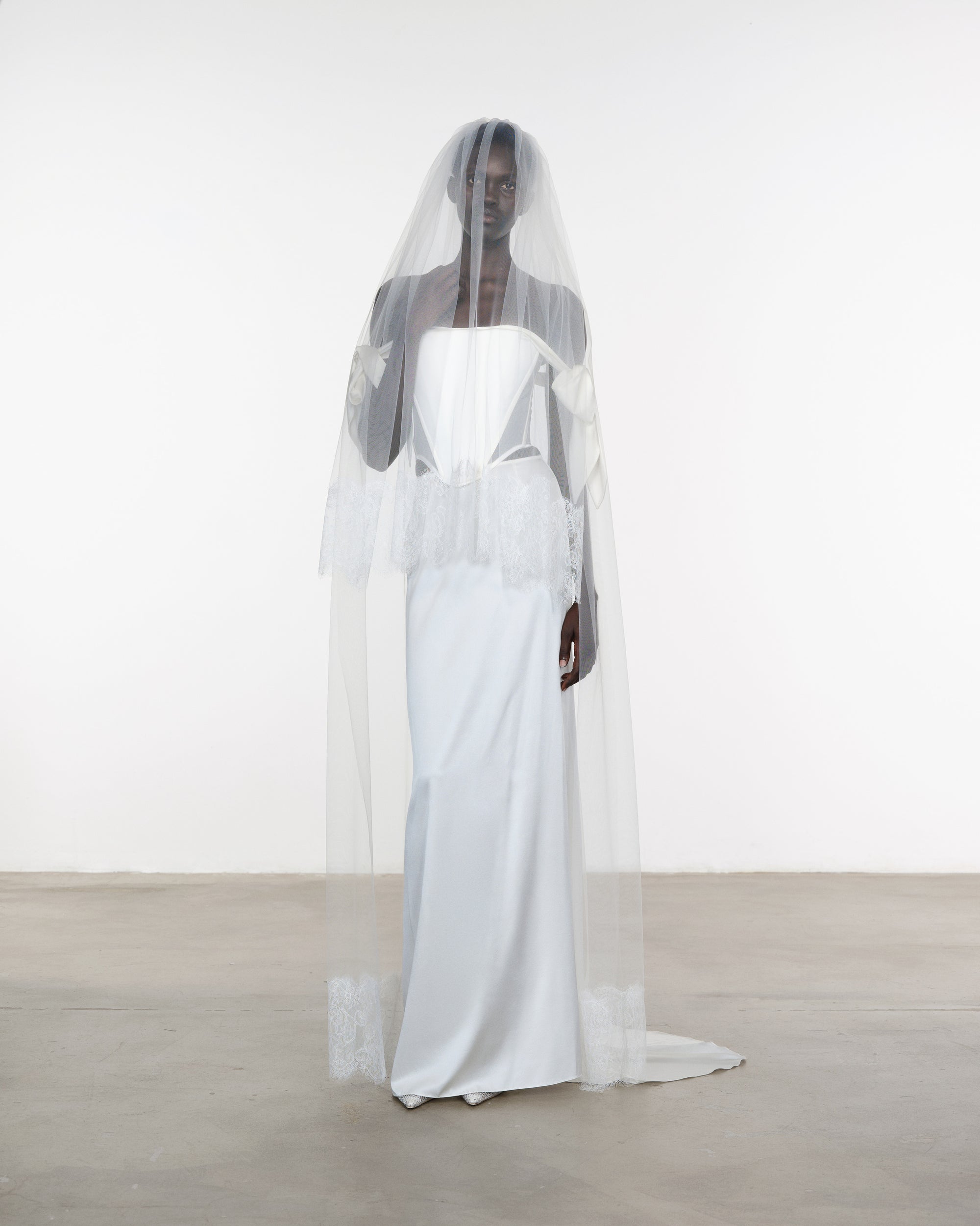 ORAN TWO TIER VEIL
