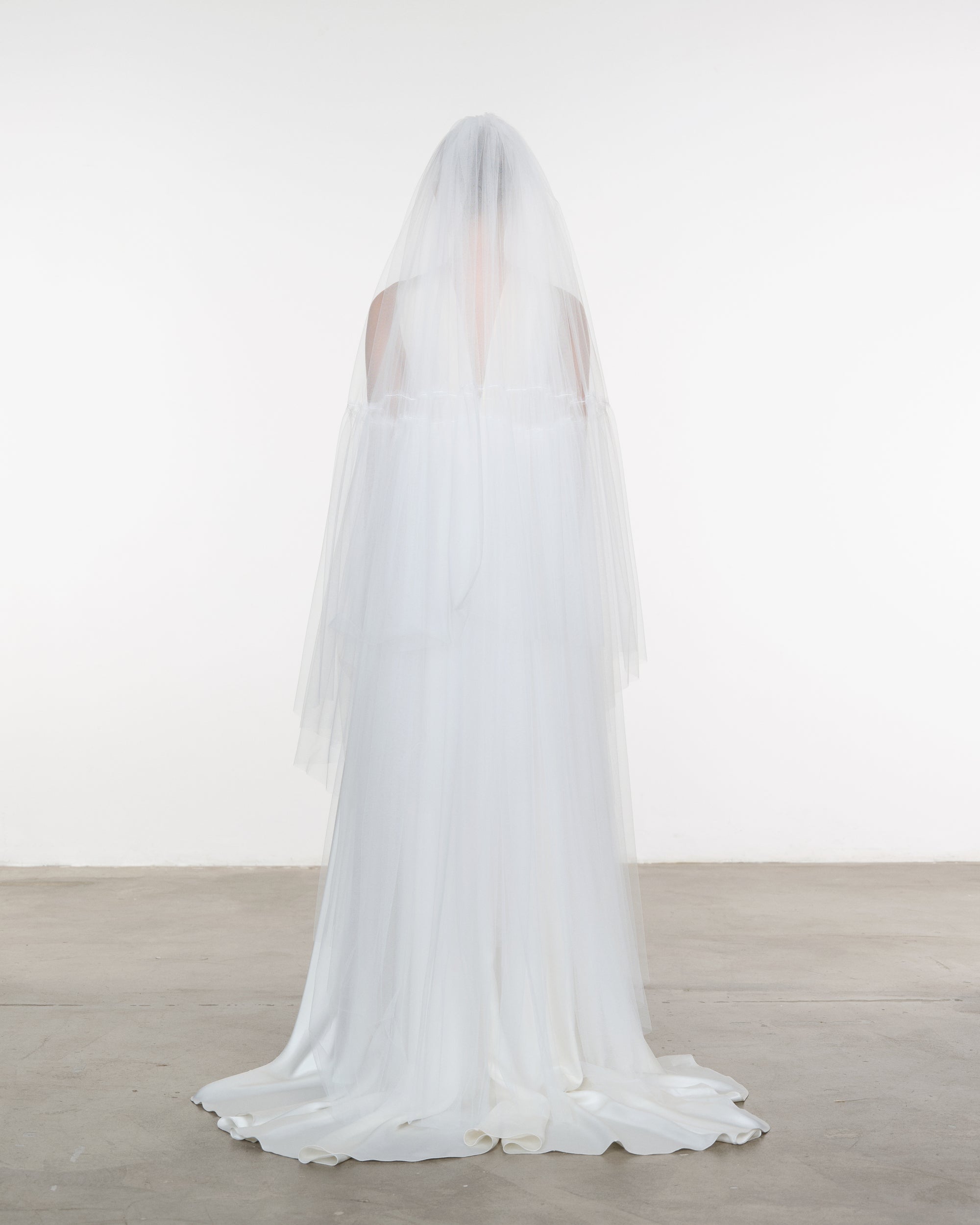 GARRATT VEIL