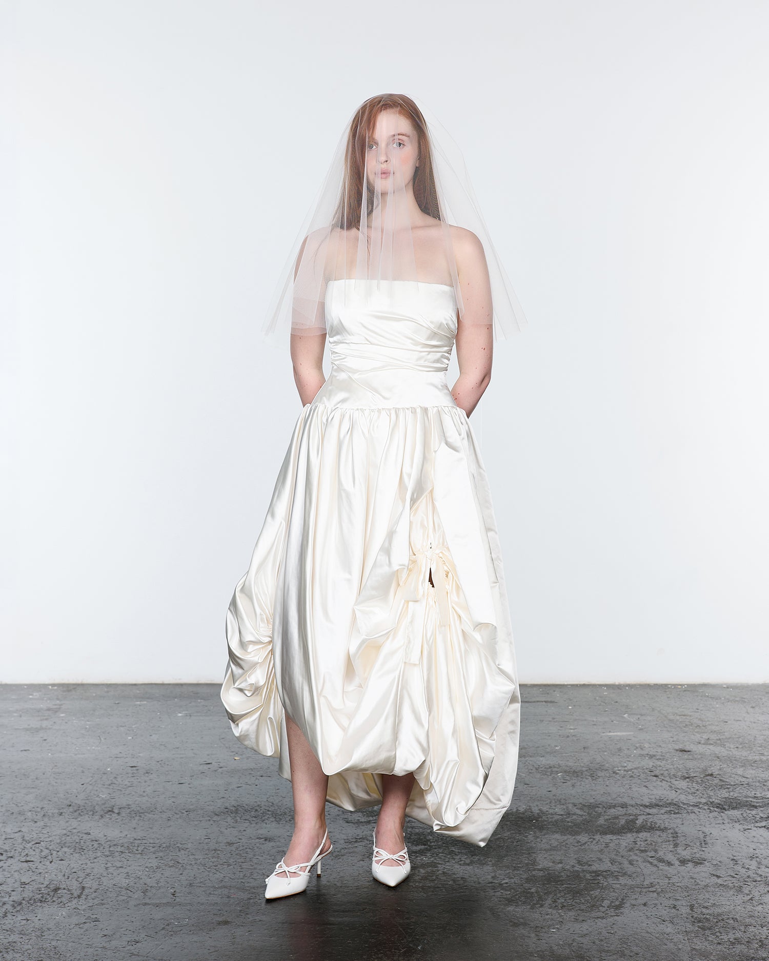 Bow Bloom Veil